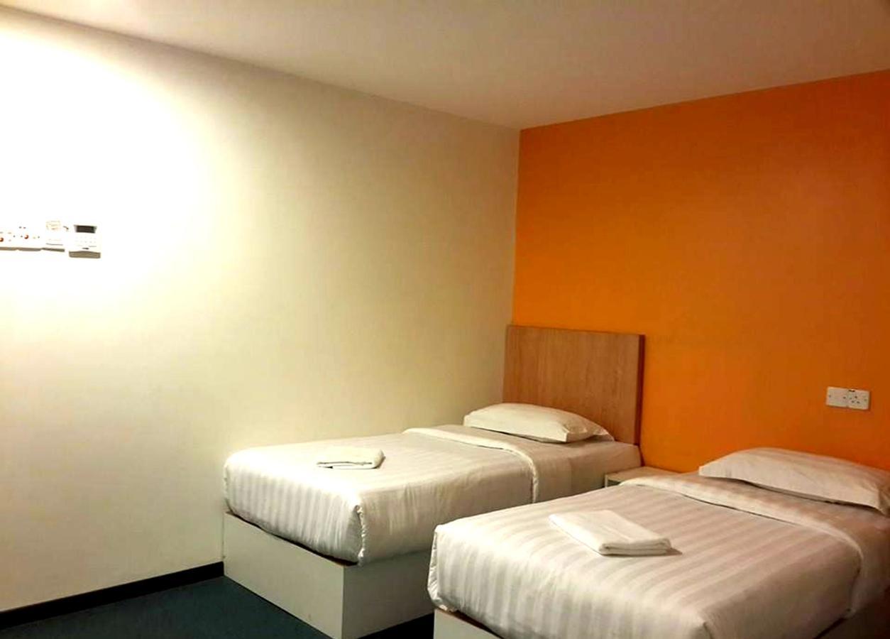 Lucky 11 Hotel Куала-Лумпур Номер фото